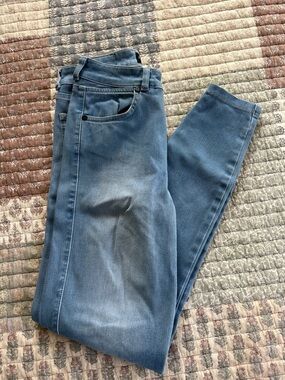 FitJeans Contour Arctic Light Blue Skinny Jeans